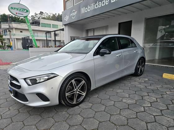 MERCEDES-BENZ A 250 2.0 CGI GASOLINA VISION 7G-DCT MERCEDES-BENZ A 250 2.0 CGI GASOLINA VISION 7G-DCT